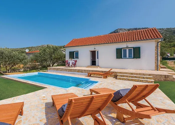 Сasa de vacaciones One-bedroom In Donje Polje